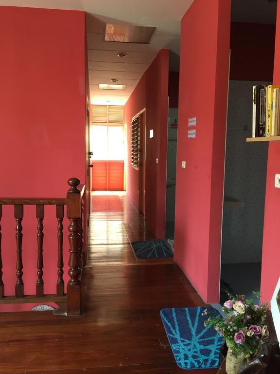 Ricos Honey Place Guesthouse Бангкок Экстерьер фото