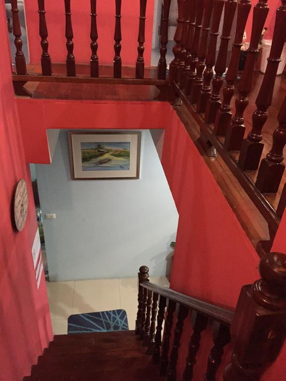 Ricos Honey Place Guesthouse Бангкок Экстерьер фото