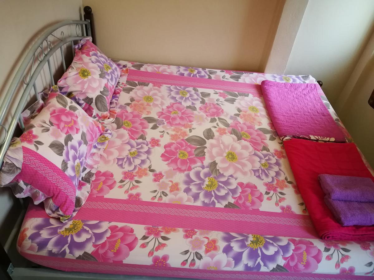 Ricos Honey Place Guesthouse Бангкок Экстерьер фото